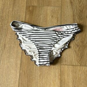 Victoria’s Secret cheeky scrunch butt bikini bottoms blue striped